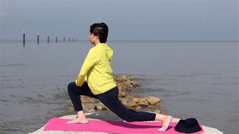 The 7 Benefits of Lunges and How They Build .